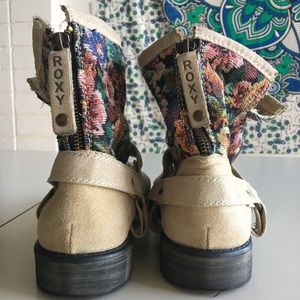 ROXY suede floral booties